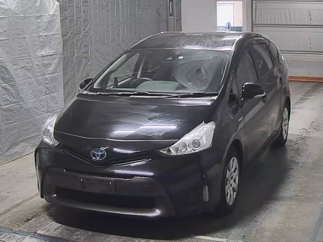 3017 Toyota Prius alpha ZVW41Wｶｲ 2019 г. (HERO)